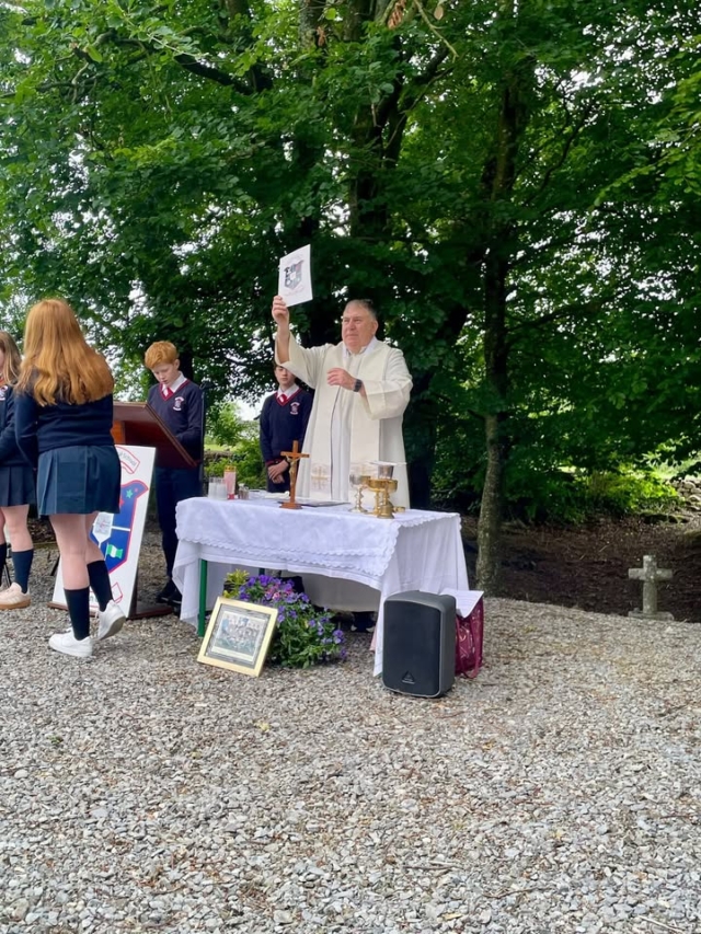 Today we bid a fond farewell to our wonderful 6th Class as they begin the next chapter of their journey. We are so proud of each and every one of you and wish you every happiness and success in the years ahead.

A sincere thank you to Fr. Ciarán for celebrating such a beautiful Mass at the Mass Rock, shared with our students, their families, and friends. It was a very special occasion and a fitting way to mark this important milestone.

Good luck, 6th Class — you will always be part of our school family. 💙
