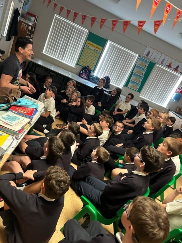 We were delighted to welcome storyteller Niall De Burca to our school last week. The children were thoroughly entertained as he shared his wonderful stories. 
A memorable experience for everyone!